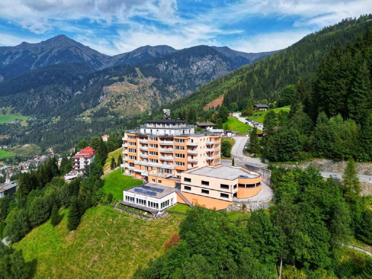 Panorama Spa Lodges Das.Schiller Bad Gastein Exterior photo