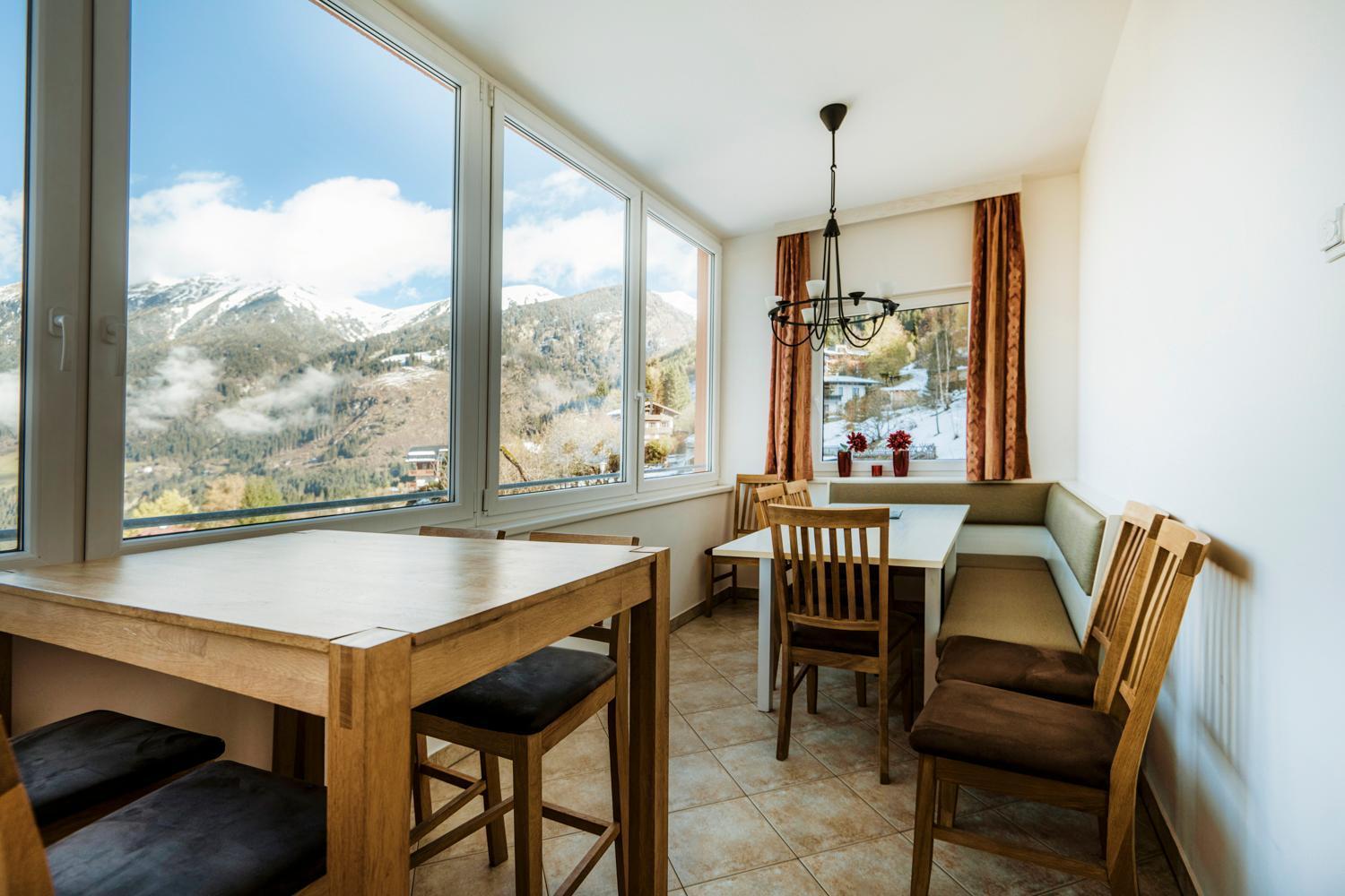 Panorama Spa Lodges Das.Schiller Bad Gastein Exterior photo