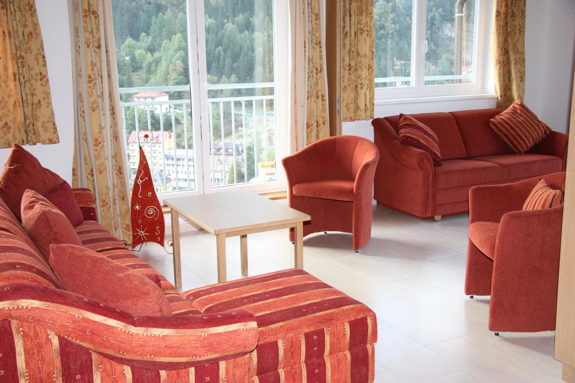 Panorama Spa Lodges Das.Schiller Bad Gastein Exterior photo